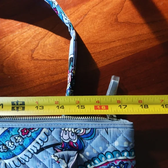 Vera Bradley "Makani Paisley" Carson North South Tote NWT - Picture 7 of 11